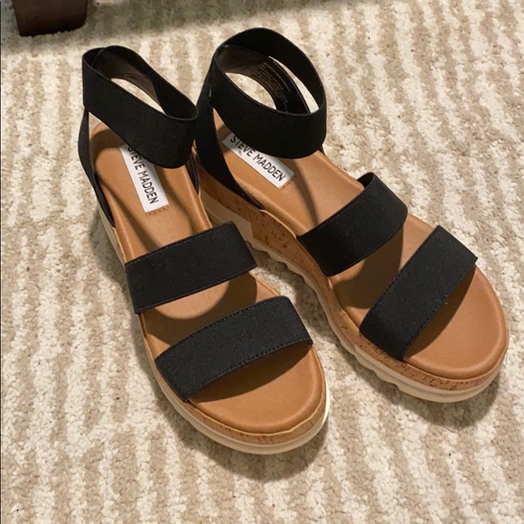 steve madden black platform